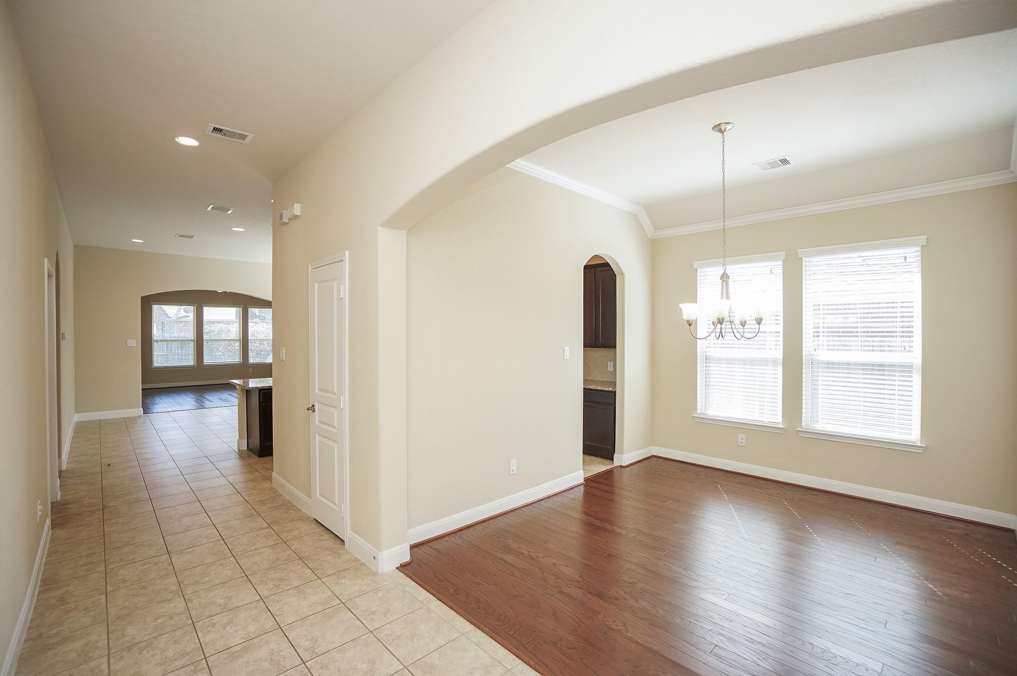 28515 Pleasant Forest