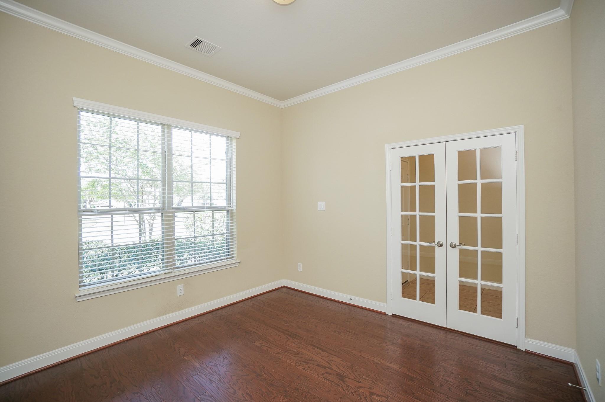 28515 Pleasant Forest