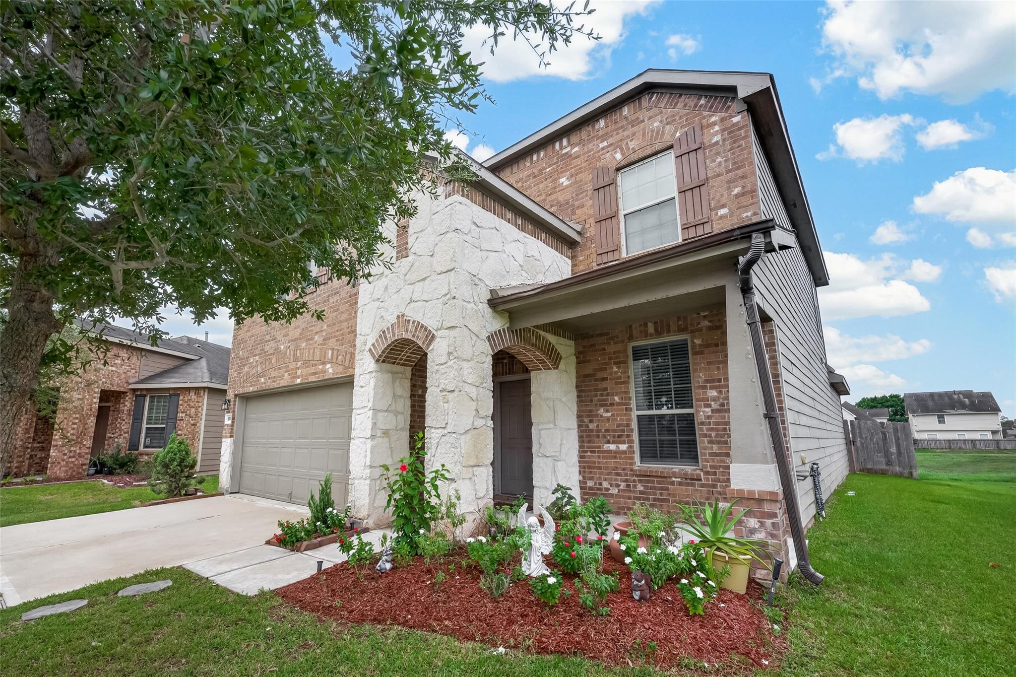 2734 Summer Lane