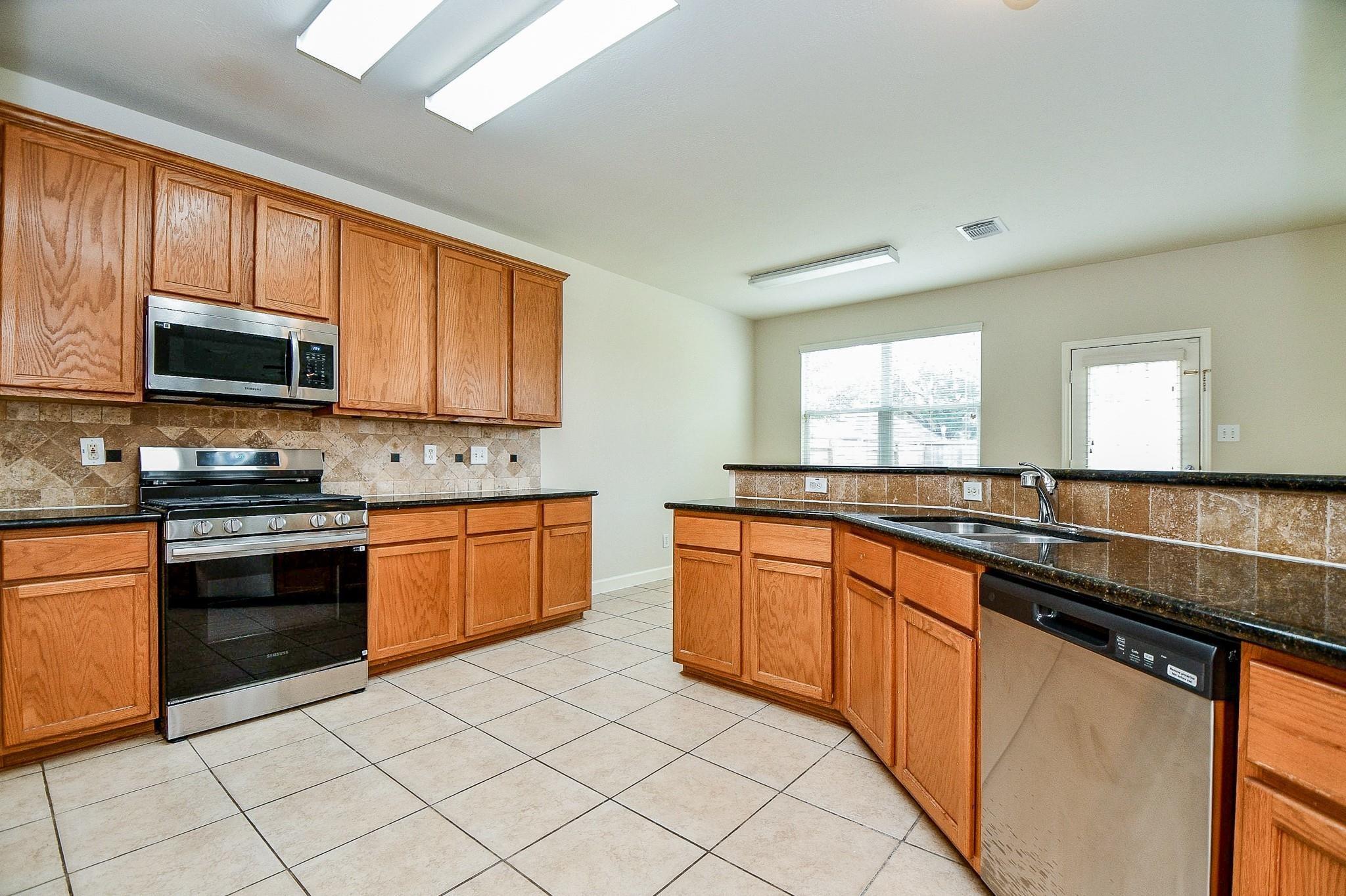 2707 Silk Tree Lane