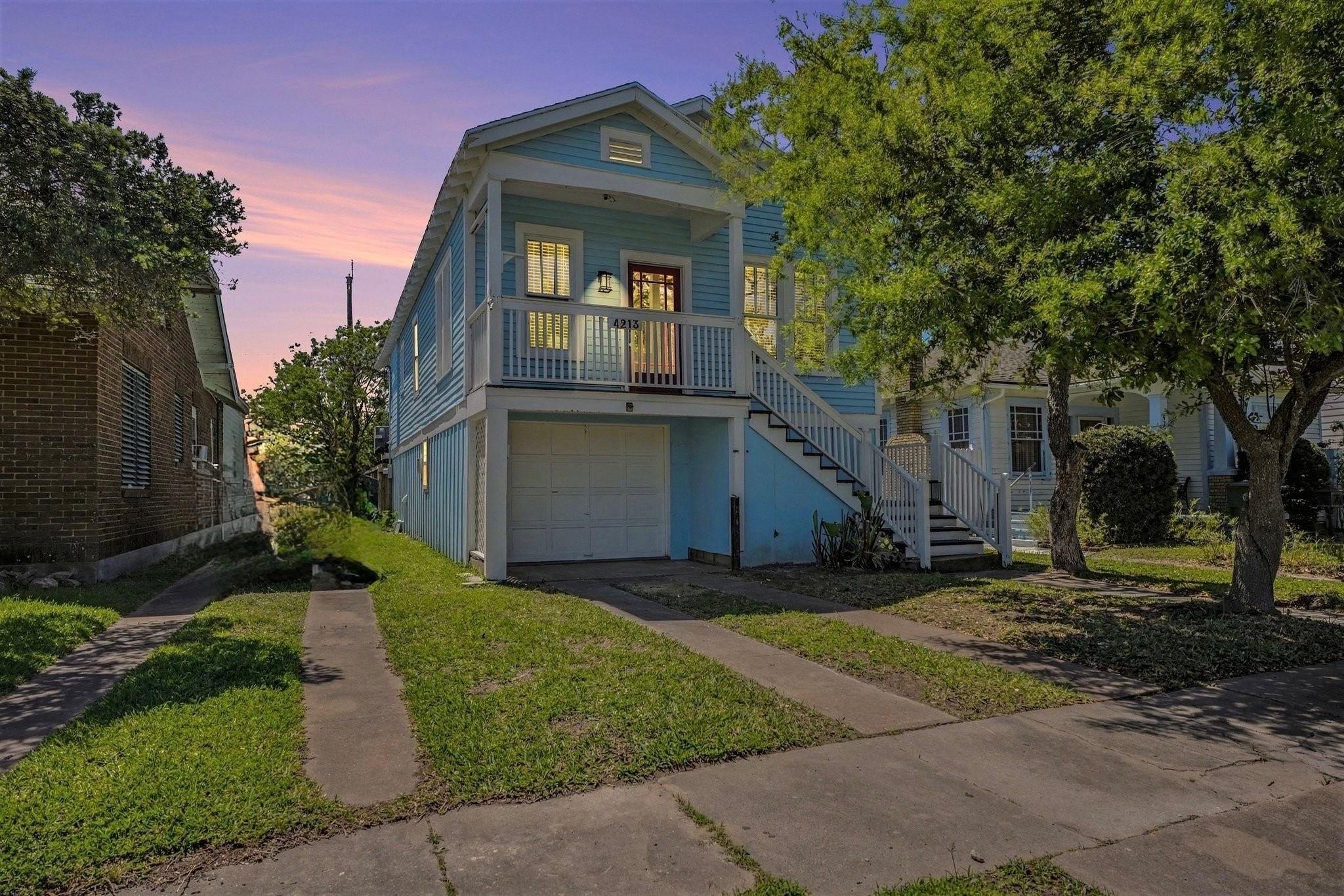 4213 Avenue T 1/2