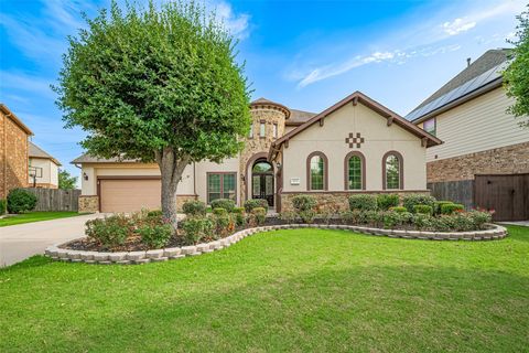 Homes For Sale - 4722 Burclare Court<br/> Sugar Land, TX 77479