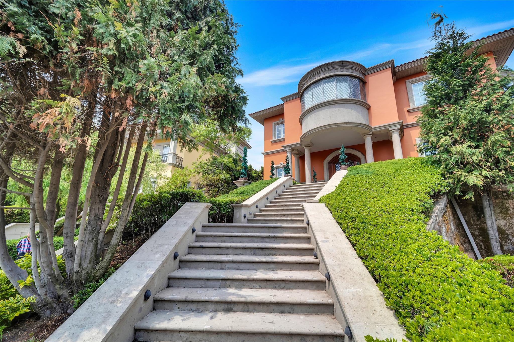 268 Paseo De Los Laureles 2