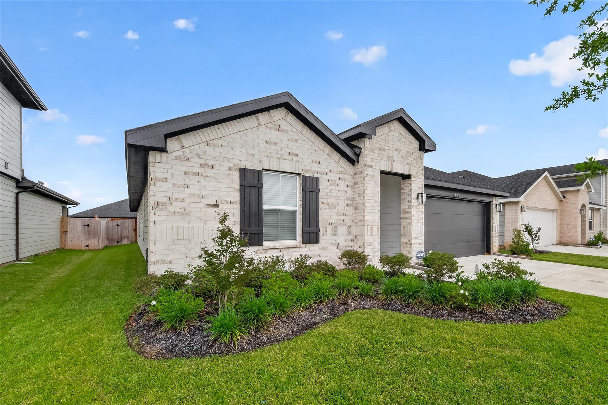 30518 White Cliff Court