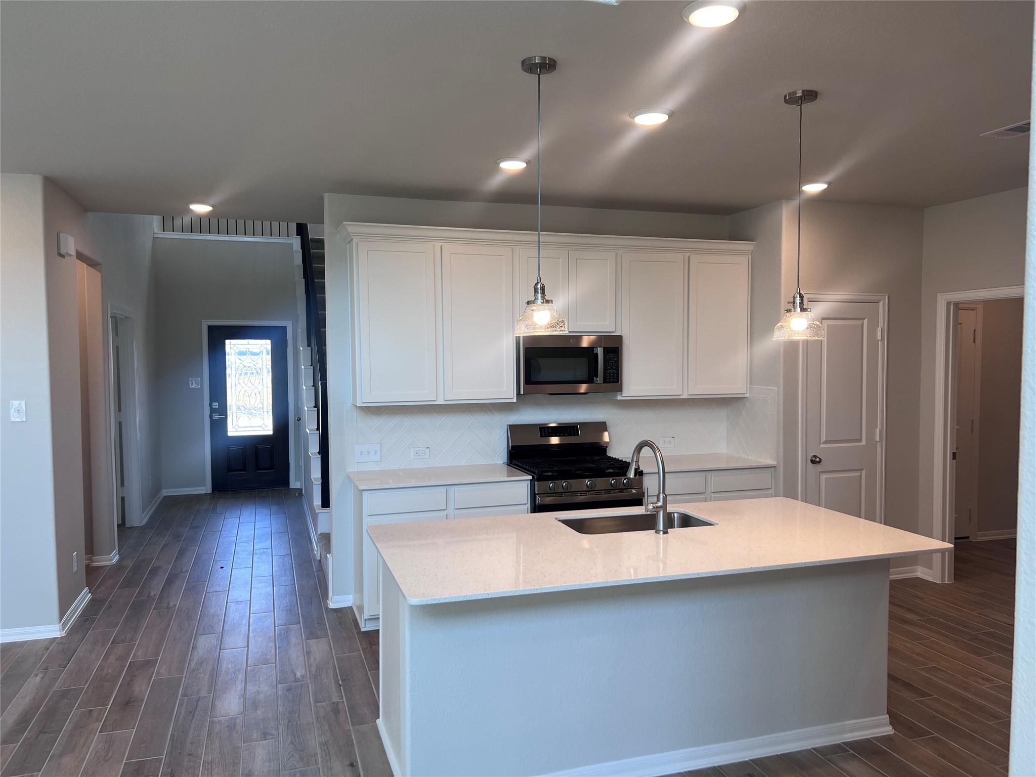 2706 Ruby Laurel Drive