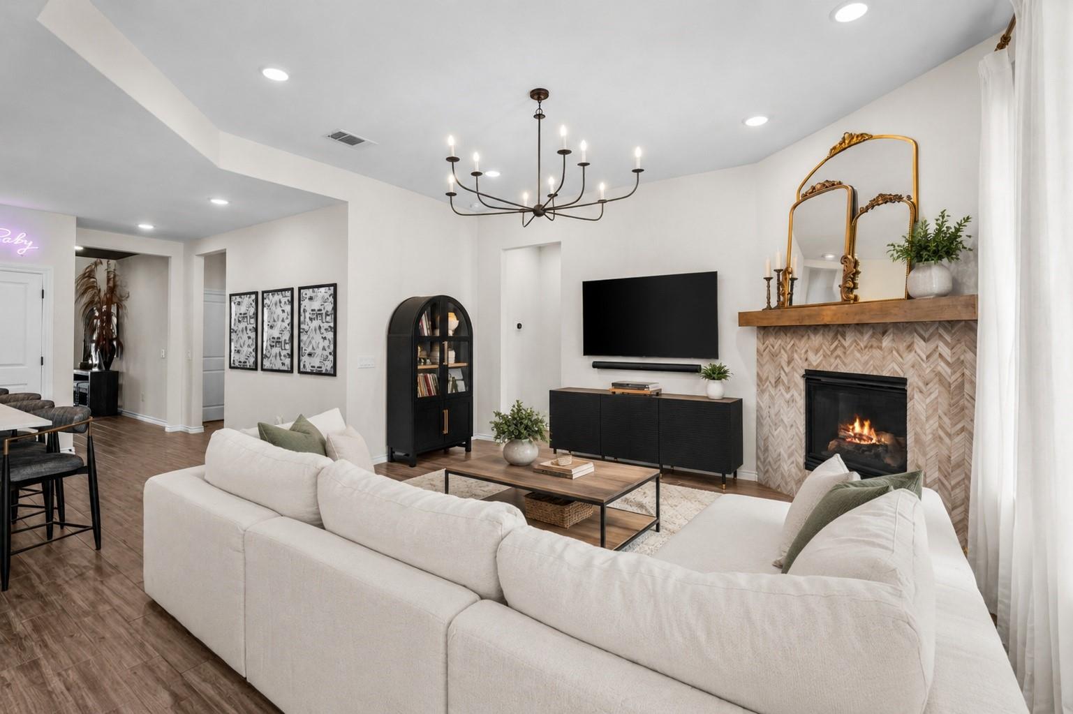 27809 Ellie Oak Lane