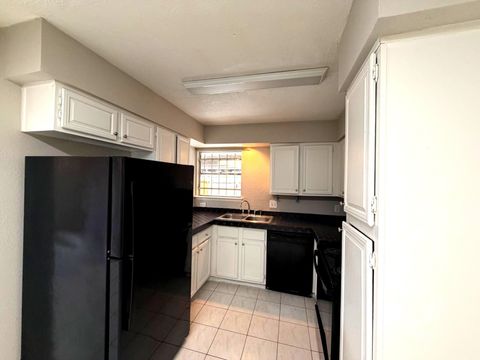 Tiny photo for 5817 W Tidwell Road, Houston, TX 77092 (MLS # 22649907)