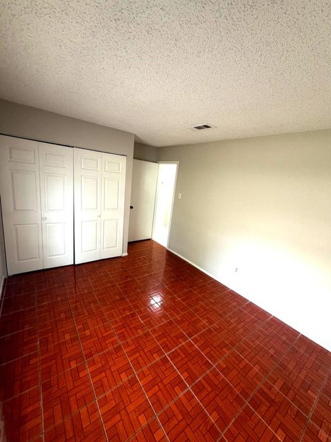 Tiny photo for 5817 W Tidwell Road, Houston, TX 77092 (MLS # 22649907)