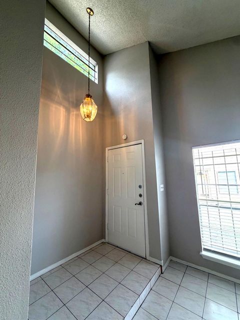 Tiny photo for 5817 W Tidwell Road, Houston, TX 77092 (MLS # 22649907)