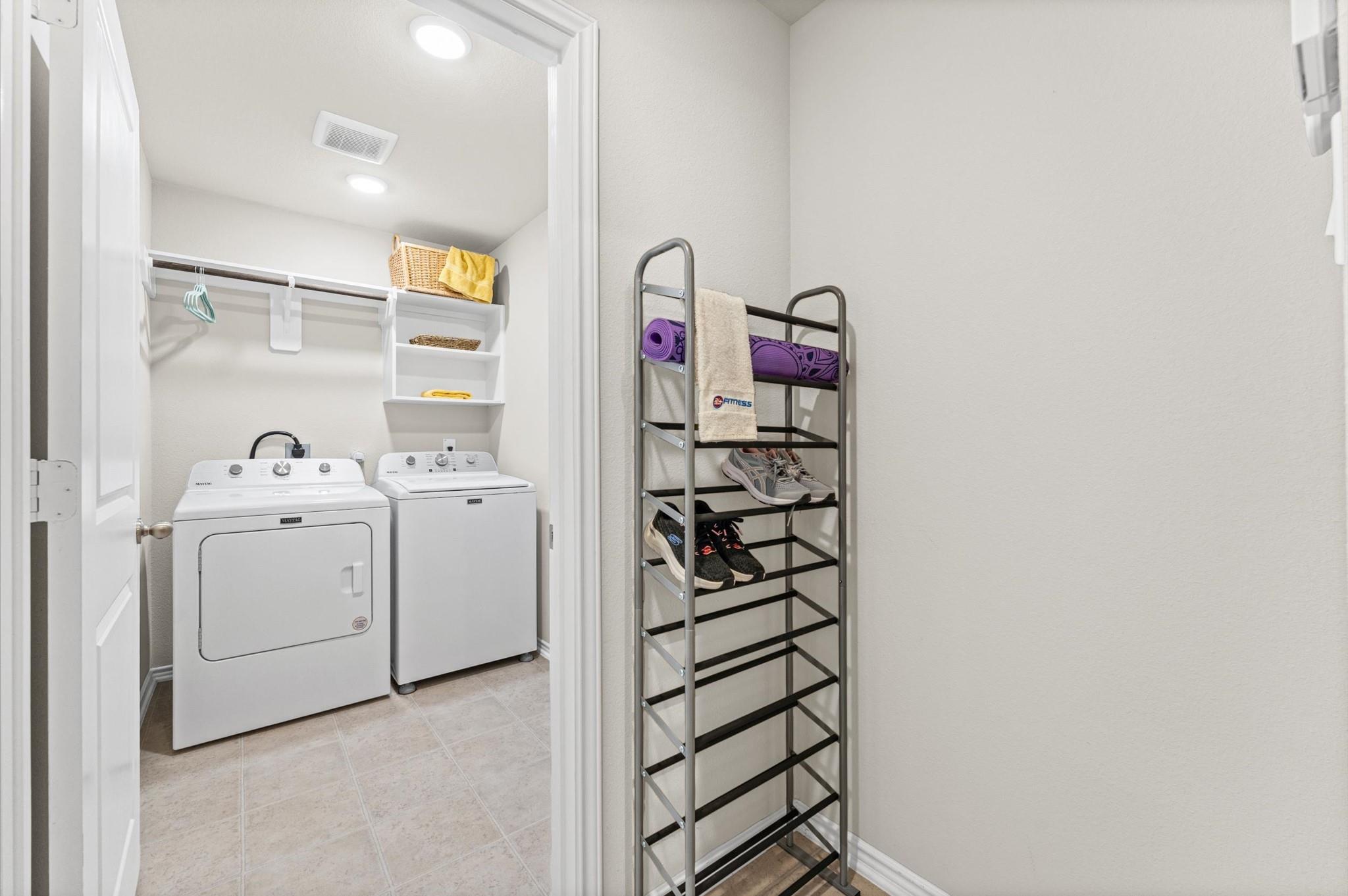2702 Meadow View Lane