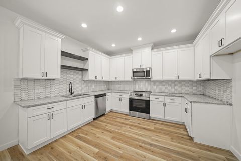 Photo of 6206 Lyndhurst Drive Drive #AB, Houston, TX 77087 (MLS # 75422711)