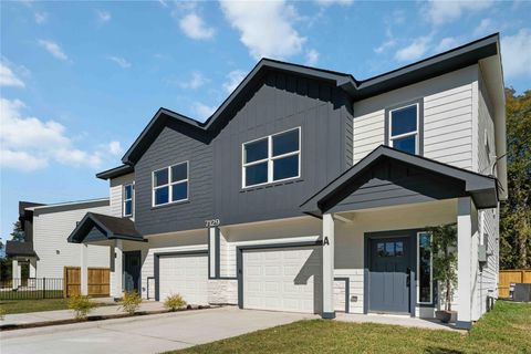 7129 Springdale Street A/B Houston TX 77028