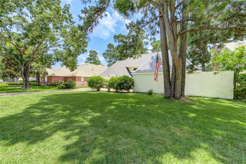 Photo of 20334 Spoonwood Drive, Humble, TX 77346 (MLS # 57021463)