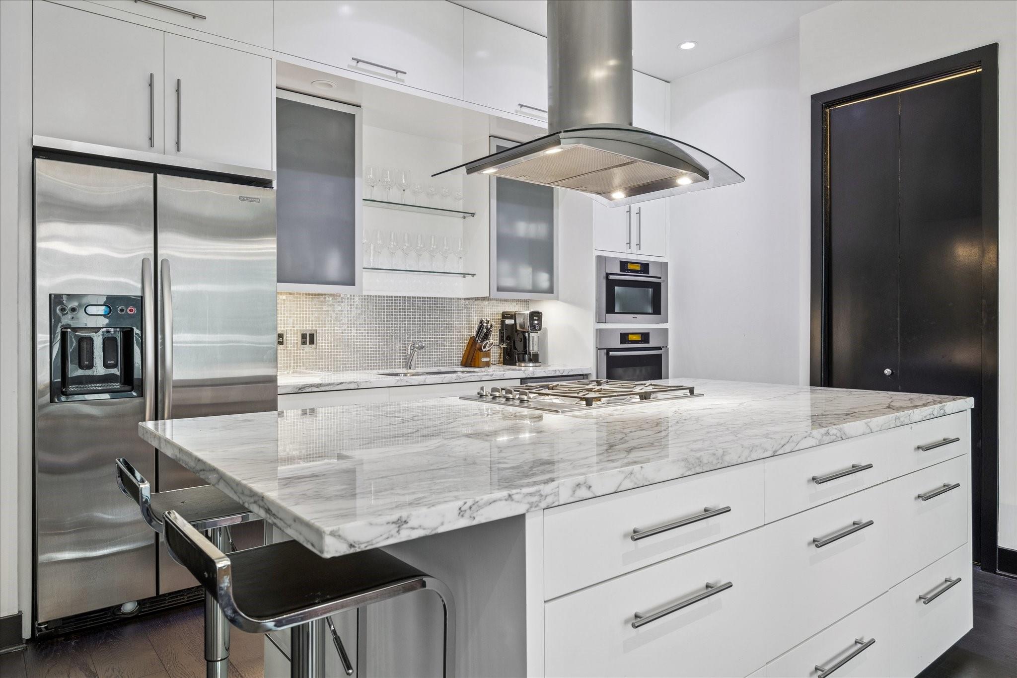 1600 Post Oak Boulevard 1007