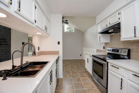 Tiny photo for 8715 Vinkins Road, Houston, TX 77071 (MLS # 43767270)