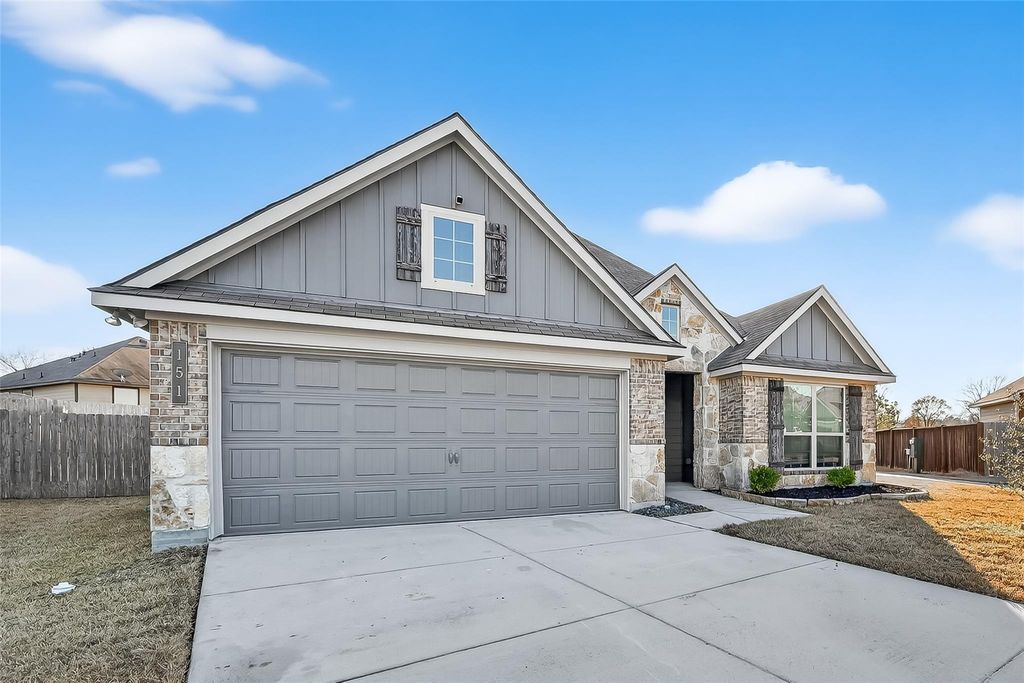 Photo of 151 Scenic Hills Court, Montgomery, TX 77356 (MLS # 52983390)