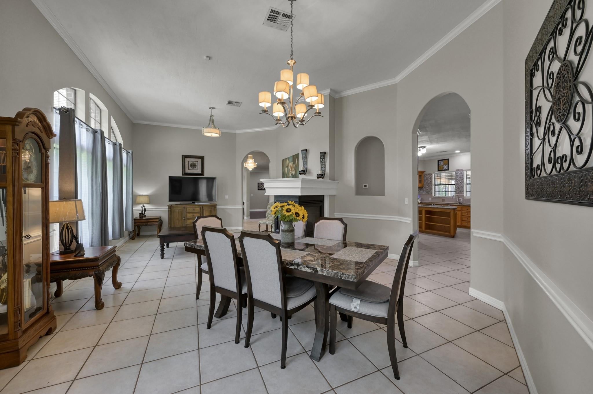 910 Commons Way Court