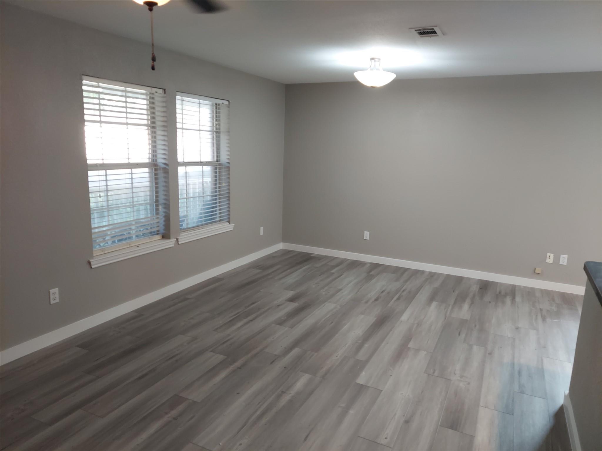 933 Valentine Avenue