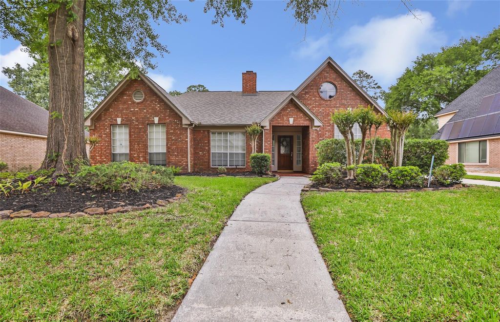 Photo of 4315 Terrace Pines Drive, Houston, TX 77345 (MLS # 38286247)