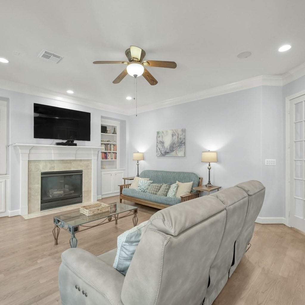 Photo of 2427 N Mystic Meadow, Houston, TX 77021 (MLS # 34532805)