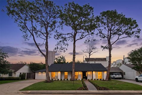 Photo of 1911 Briarmead Drive, Houston, TX 77057 (MLS # 78986000)