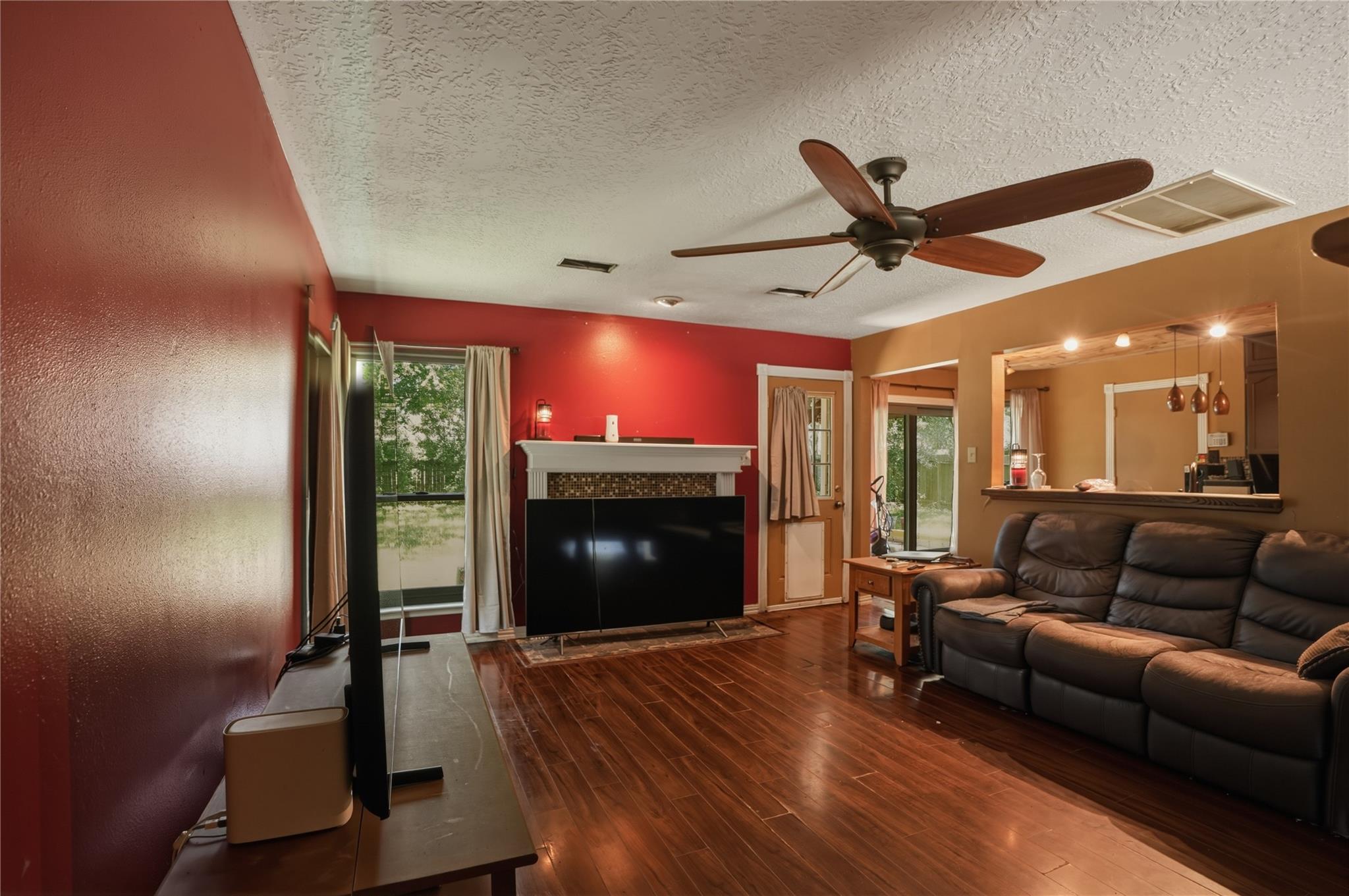 2823 Cocona Lane