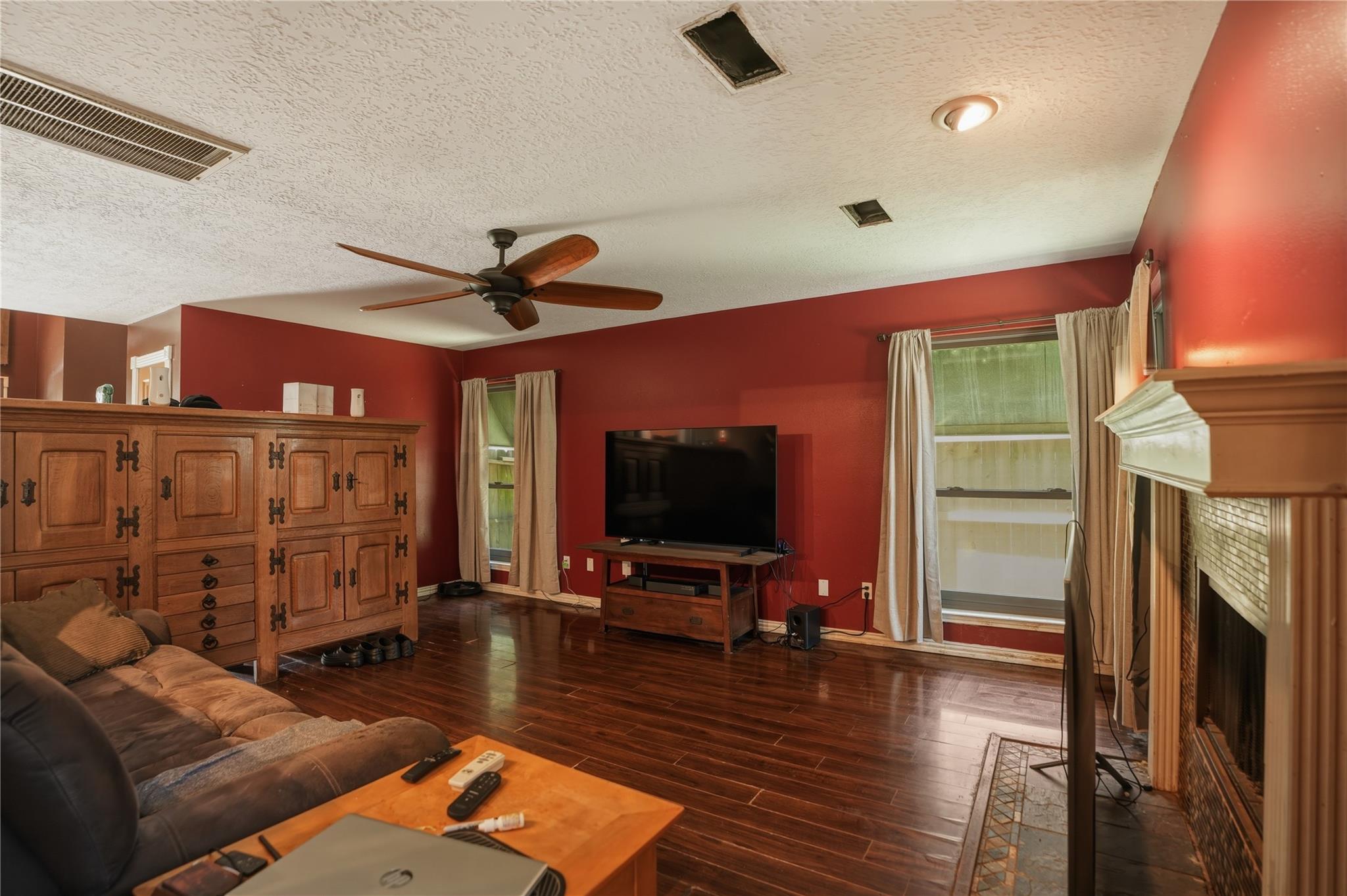 2823 Cocona Lane