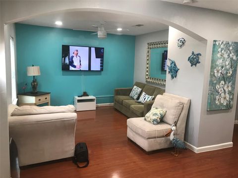 Photo of 2319 56th Street, Galveston, TX 77551 (MLS # 69924560)