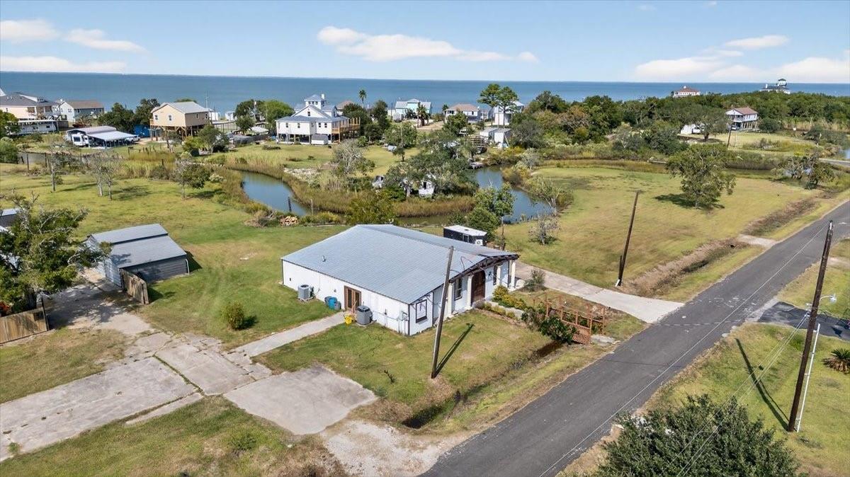 311 Bayside Drive