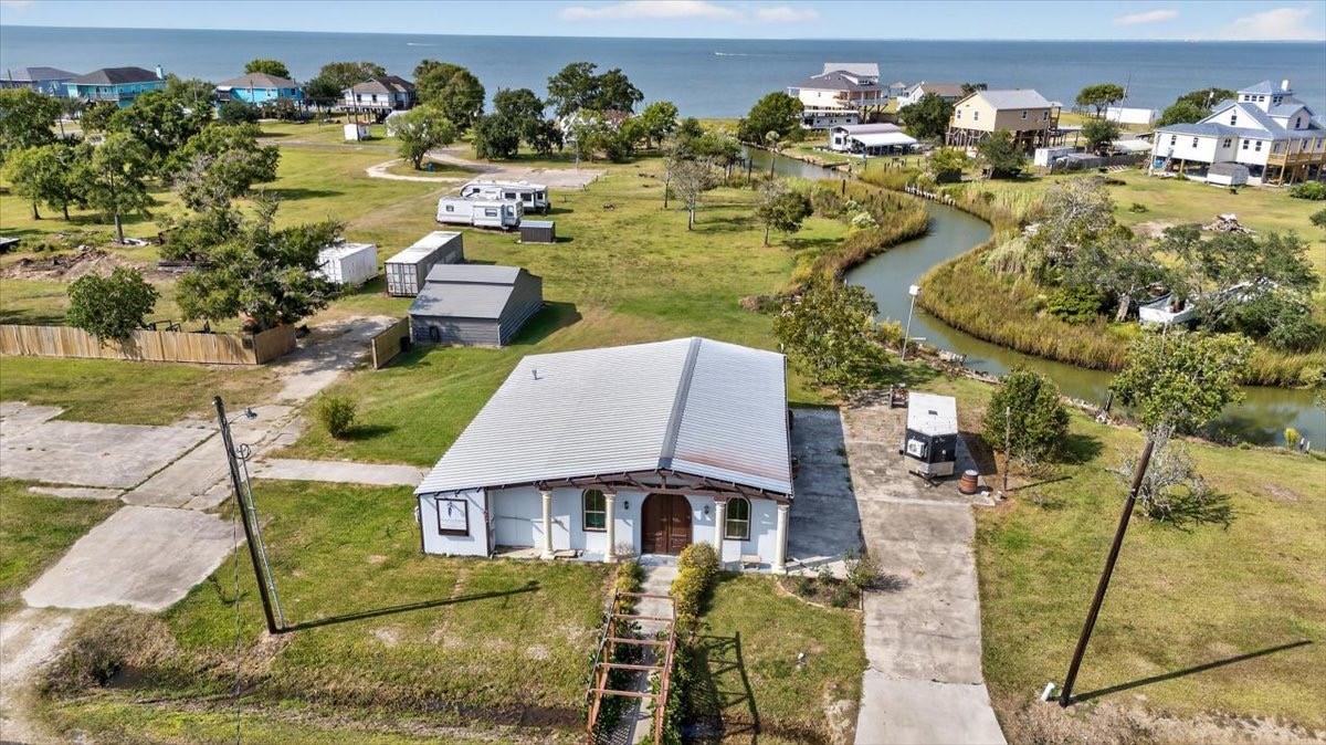 311 Bayside Drive