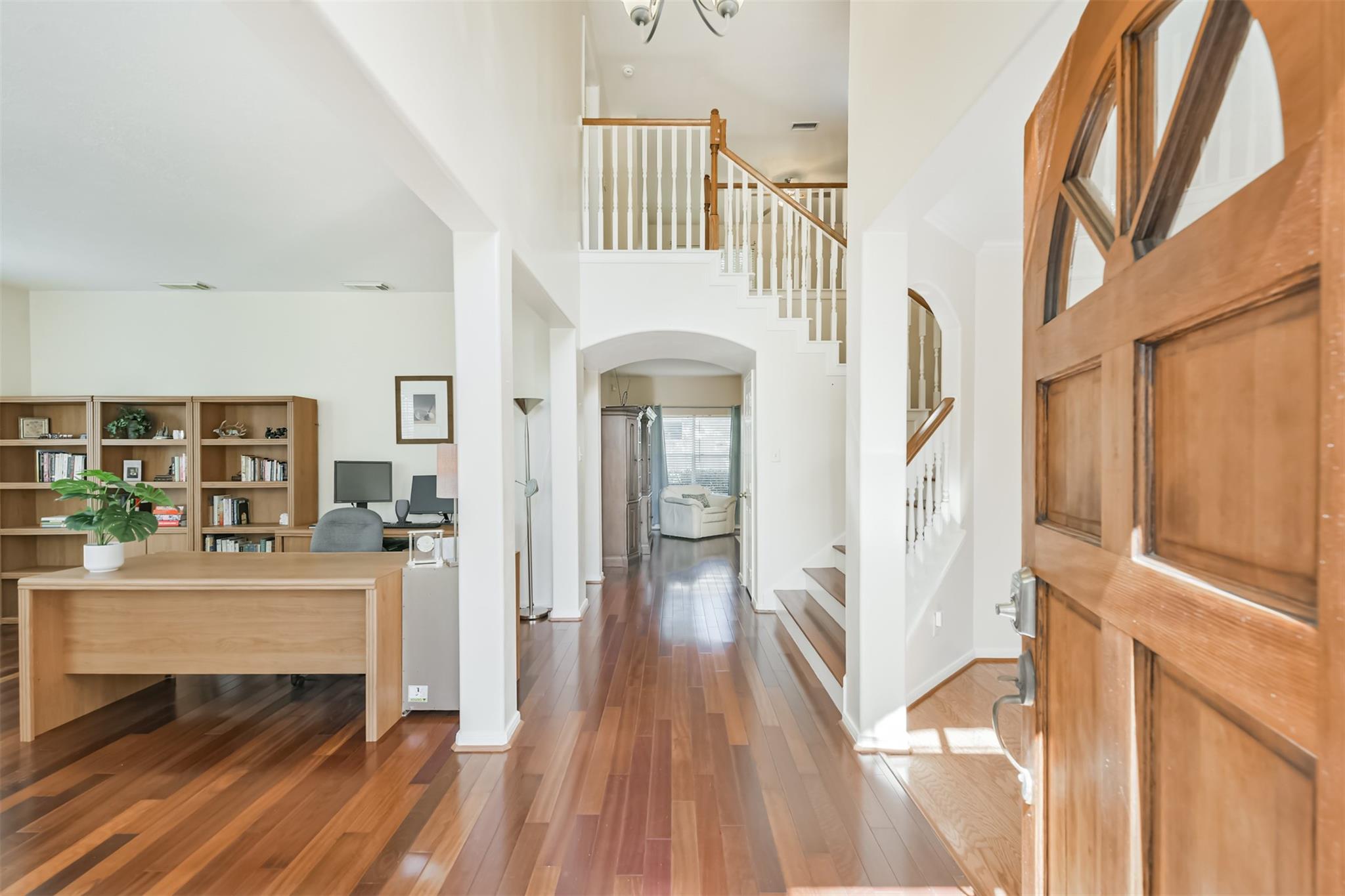 9206 Memorial Hills Drive