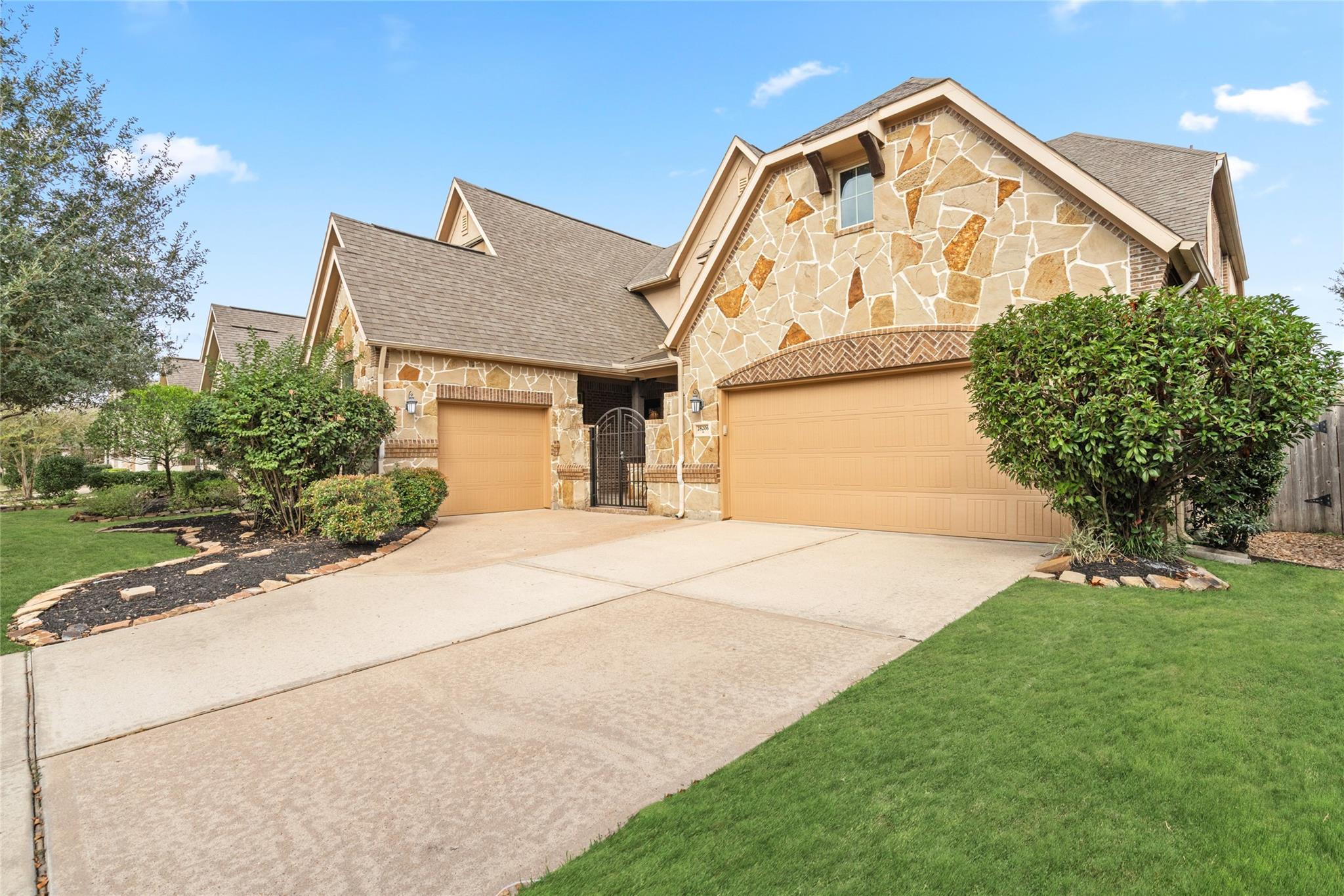 28206 Green Forest Bluff Trail