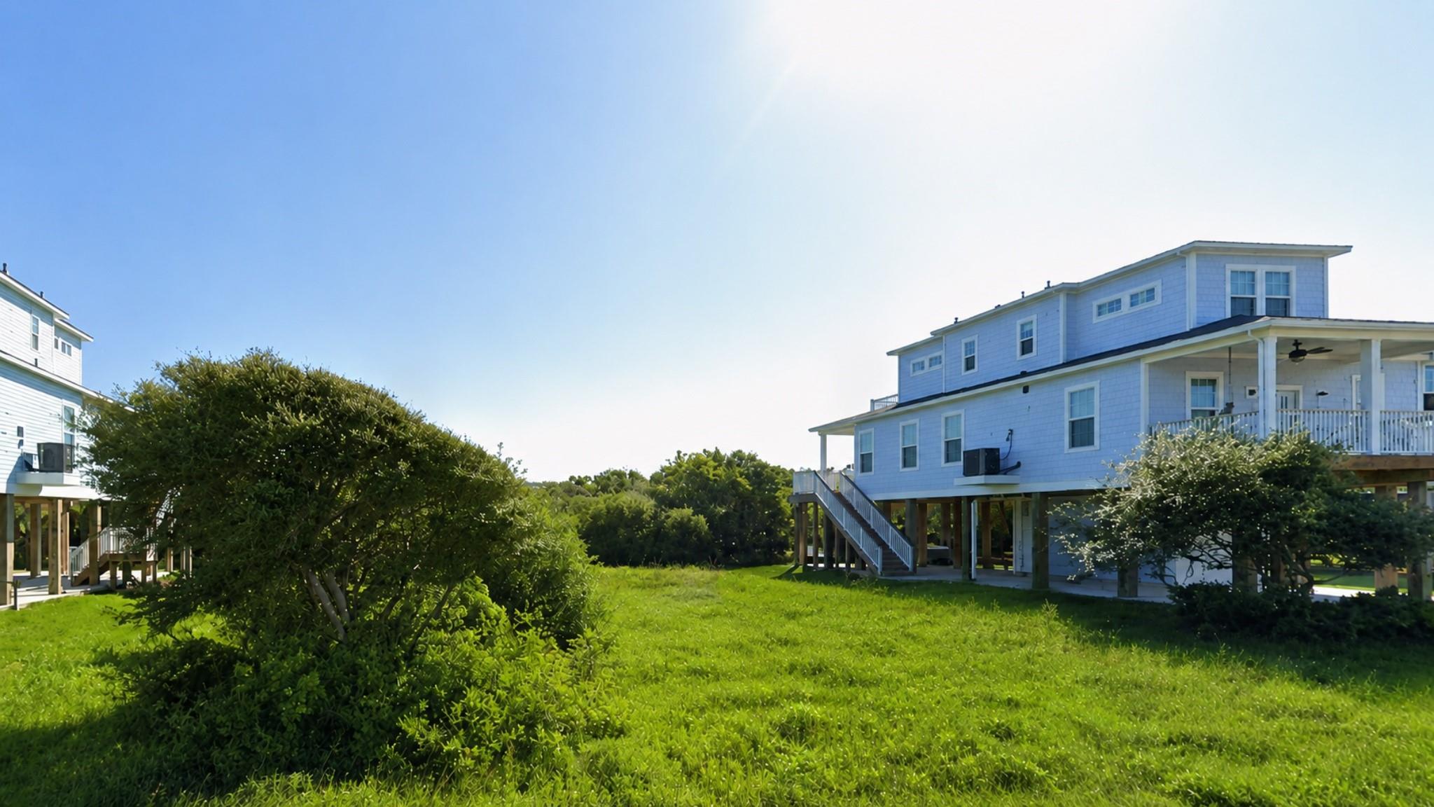 3829 El Lago