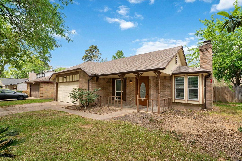 Photo of 2739 Meandering Trail, Houston, TX 77339 (MLS # 98926440)