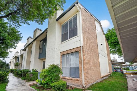 Photo of 250 El Dorado Boulevard #139, Houston, TX 77598 (MLS # 5684292)
