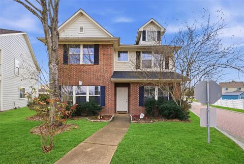 Photo of 11930 Longwood Garden Way, Houston, TX 77047 (MLS # 86599567)