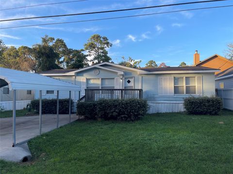 Photo of 16658 Meadowcroft, Montgomery, TX 77316 (MLS # 88155092)