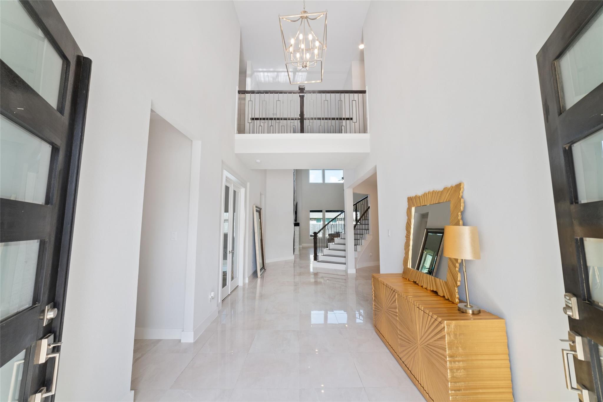 11023 White Caterpillar Drive