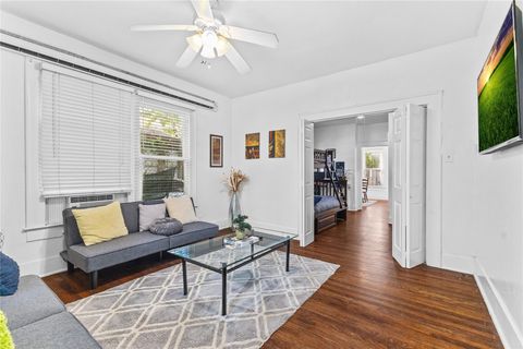 Photo of 2509 Whitney Street #A, Houston, TX 77006 (MLS # 45328729)