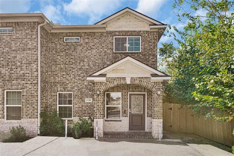 Multifamily For Rent - 4732 Carmen Street St #B<br/> Houston, TX 77033