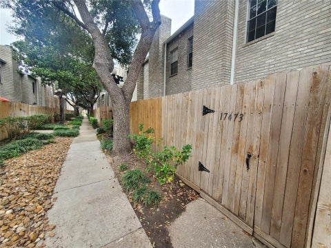 Photo of 17473 Red Oak Drive #7473, Houston, TX 77090 (MLS # 76606721)