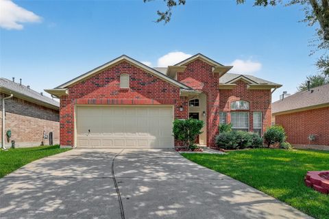 Photo of 2711 Shallow Falls Court, Pearland, TX 77584 (MLS # 23450405)