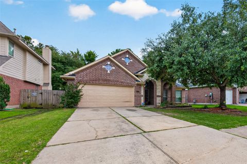 Photo of 14415 Red Mulberry Lane, Houston, TX 77044 (MLS # 15588984)
