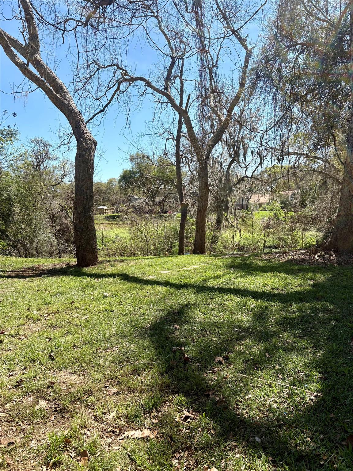 451 Southern Oaks Drive Drive