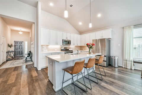 Photo of 6304 Firewood Drive, League City, TX 77573 (MLS # 88569374)