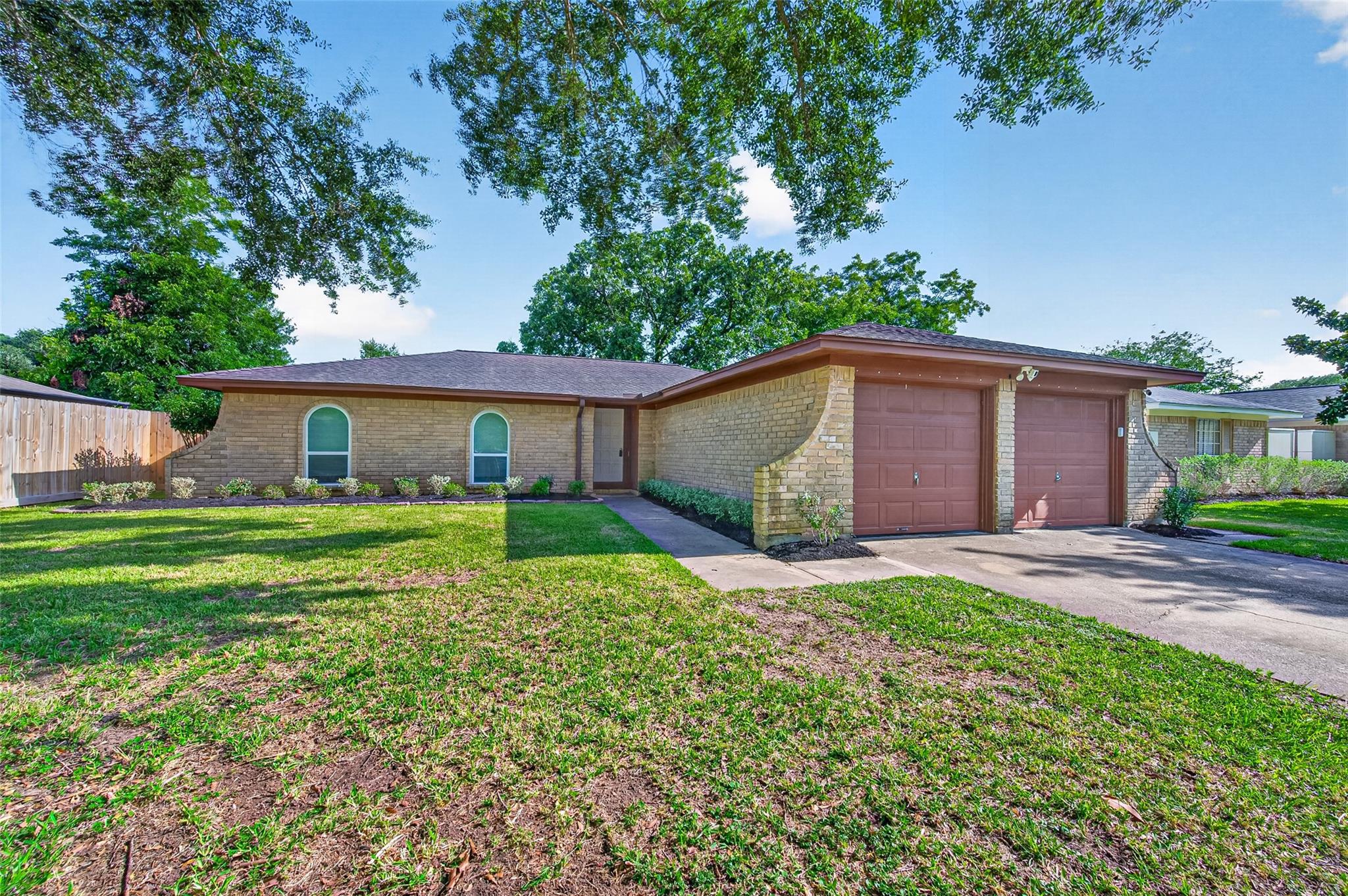 22823 Merrymount Drive