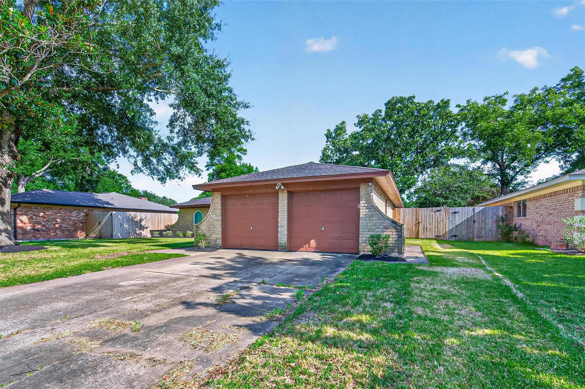 22823 Merrymount Drive