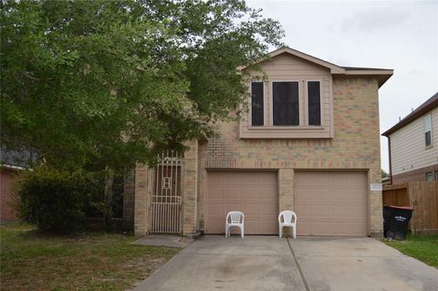 Photo of 12222 Kings Garden Court, Houston, TX 77044 (MLS # 72264889)