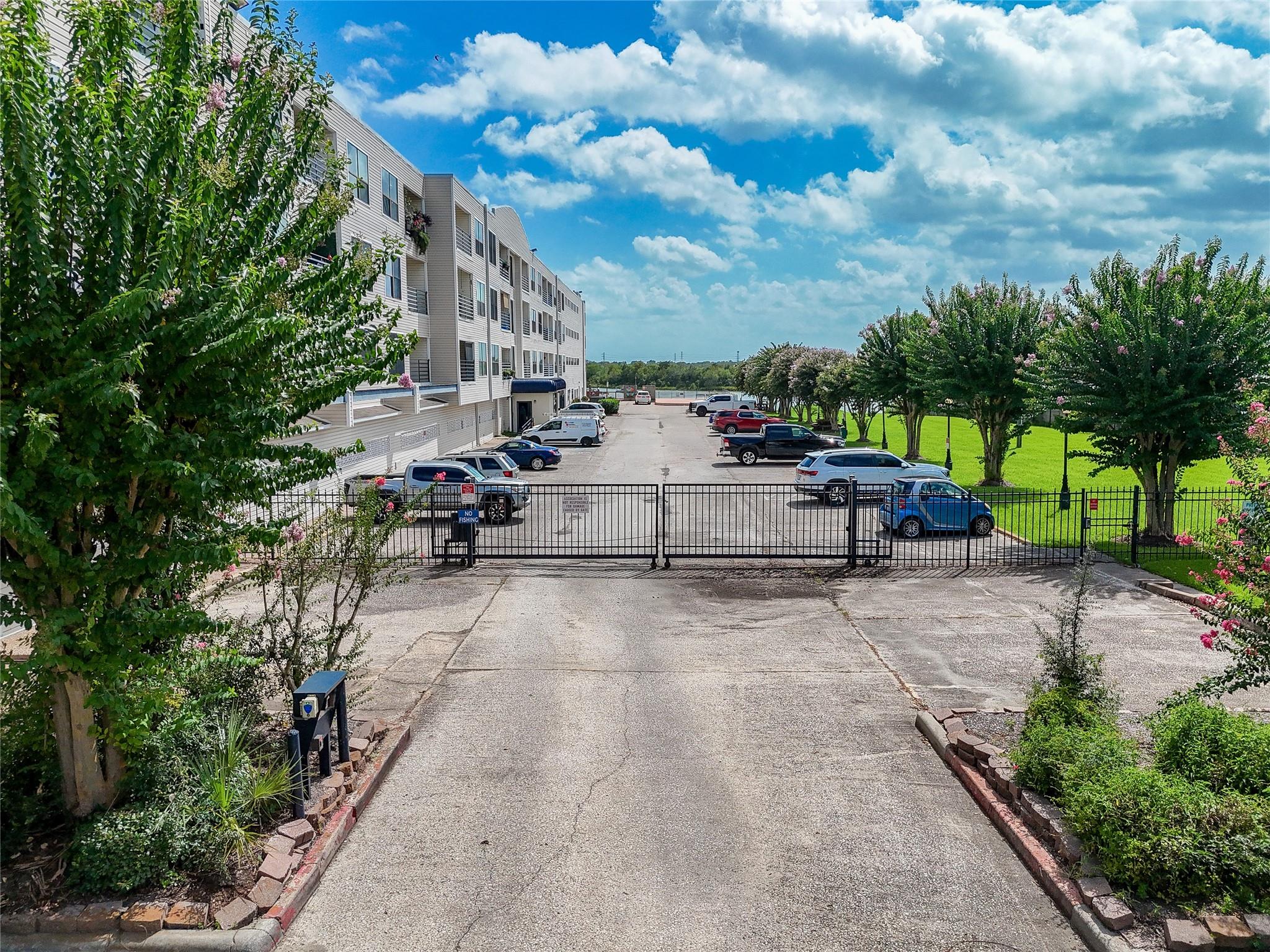 793 Davis Road 105