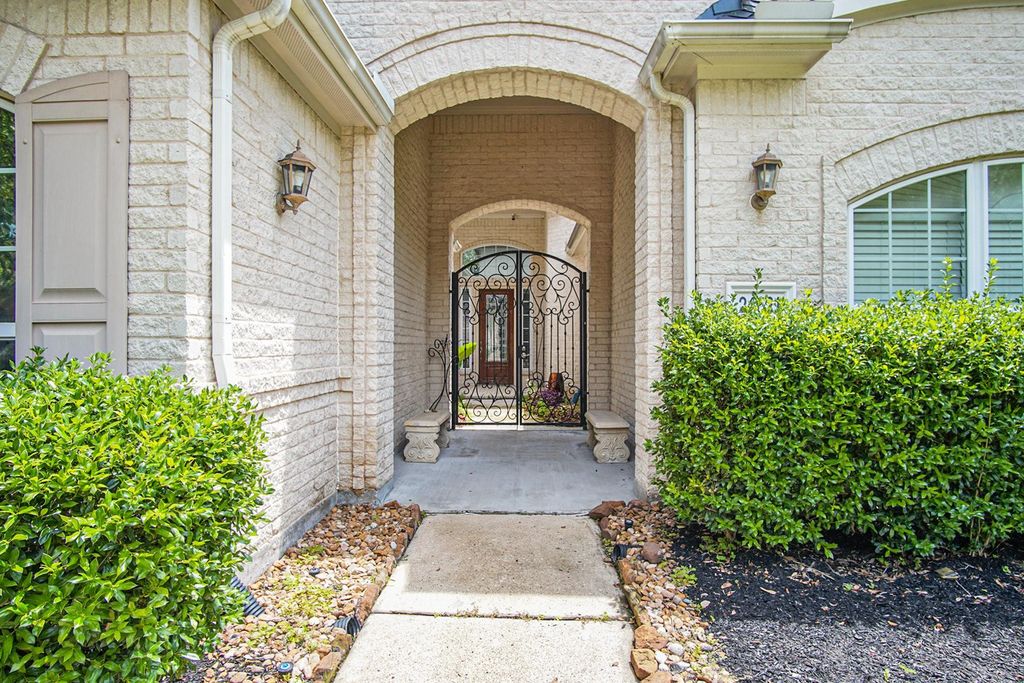 Photo of 24621 Hosford Meadows Drive, Porter, TX 77365 (MLS # 48068808)
